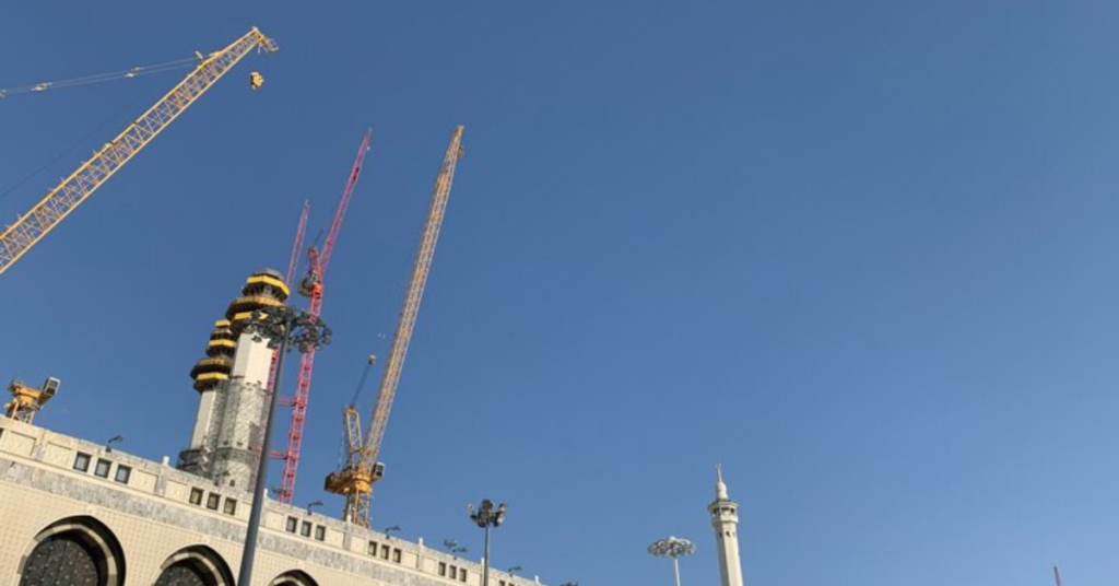 A Glimpse into History The Construction Of Sultan Qaboos Grand Mosque